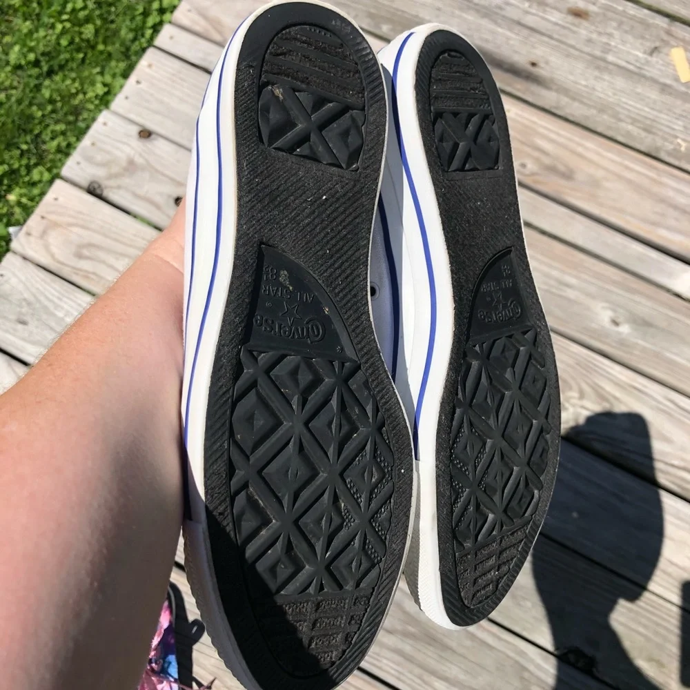 - Converse Sz 10 White/Galaxy Converse All-Stars! NEW GALAXY LACES! EUC! - Picture 10 of 14